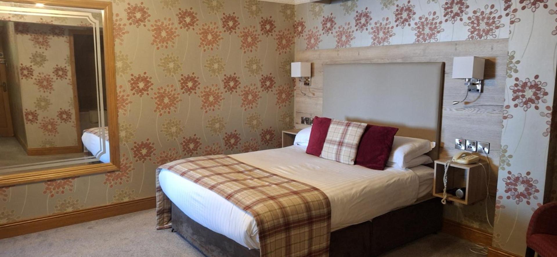 Royal Court Hotel Portrush Buitenkant foto