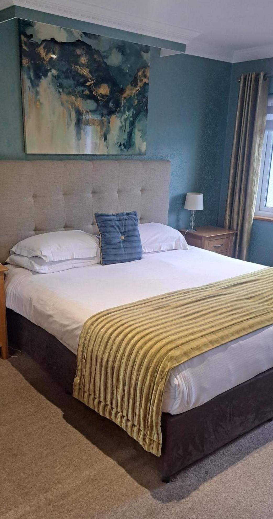 Royal Court Hotel Portrush Buitenkant foto